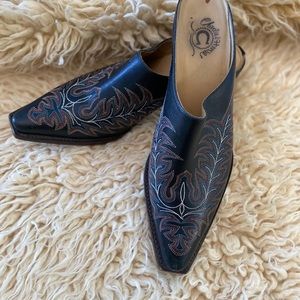 Charlie 1 Horse Mule size 8 1/2